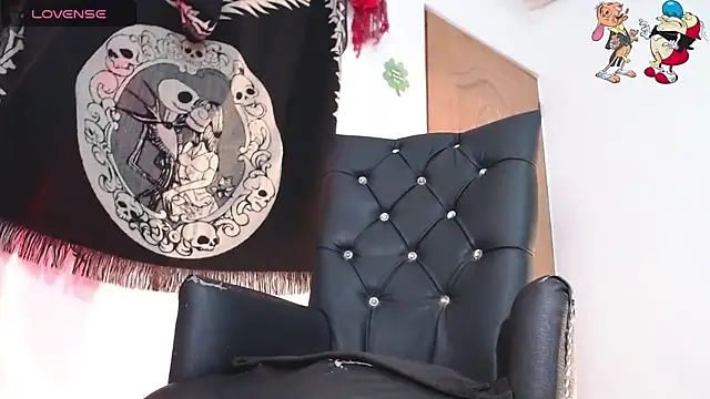 Snapshot of ren_stipee chatting on October 15, 3:39 am ren stipee online show from October 15, 3:39 am