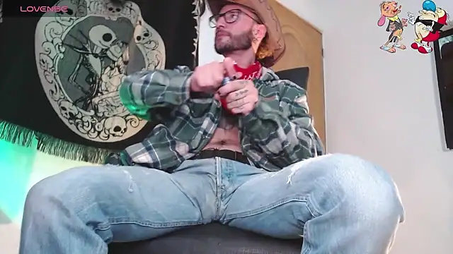 Snapshot of ren_stipee chatting on October 18, 2:25 am ren stipee online show from October 18, 2:25 am