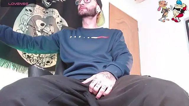 Snapshot of ren_stipee chatting on October 25, 1:57 am ren stipee online show from October 25, 1:57 am