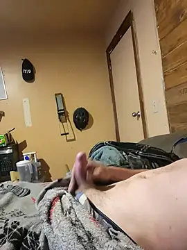 Snapshot of BigDDave6979 chatting on March 2, 6:19 pm BigDDave6979 online show from March 2, 6:19 pm