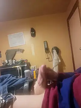 Snapshot of BigDDave6979 chatting on March 22, 11:31 pm BigDDave6979 online show from March 22, 11:31 pm