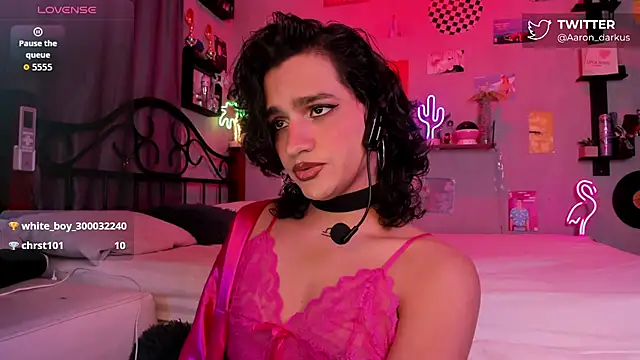 Aaron Darkus online show from March 9, 7:23 am