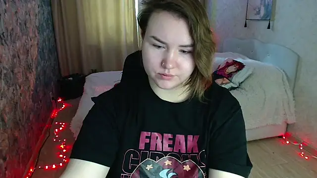 Jenny Fox online show from April 14, 2:50 am