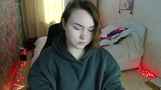 Jenny Fox online show from April 24, 4:37 am