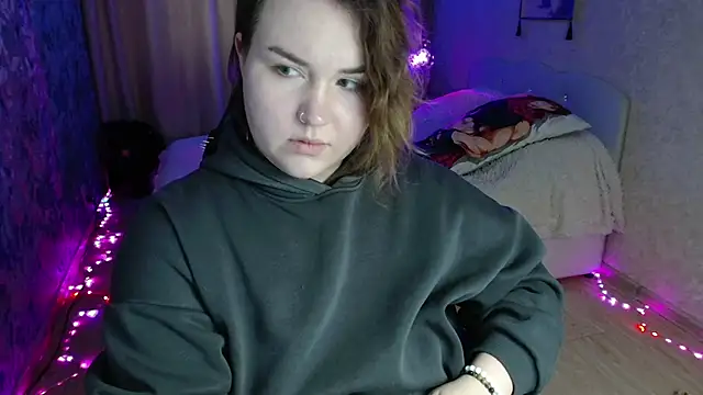 Snapshot of Jenny_Fox chatting on May 6, 4:08 am Jenny Fox online show from May 6, 4:08 am
