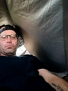 crazycam619 online show from April 20, 11:17 pm