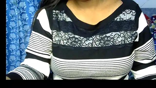 Radhika Singhaniya online show from November 20, 7:35 pm