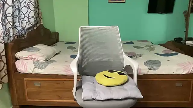 senorita78 online show from March 20, 8:42 am