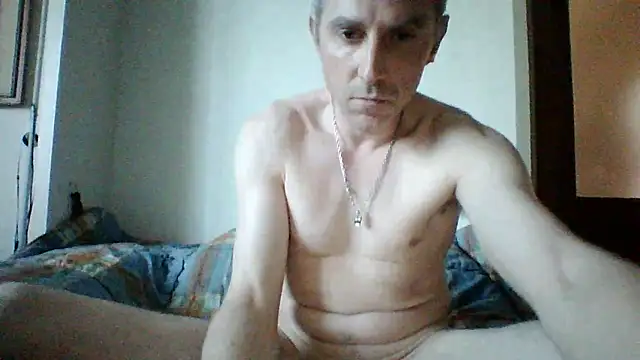 Snapshot of dedalus84 chatting on April 6, 3:24 pm dedalus84 online show from April 6, 3:24 pm