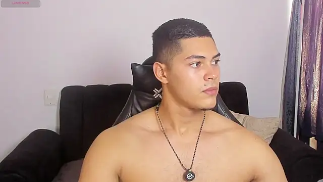 Iamdylan777 online show from April 15, 3:52 pm