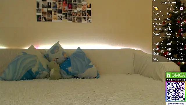 MurrrWorren online show from January 14, 5:30 am