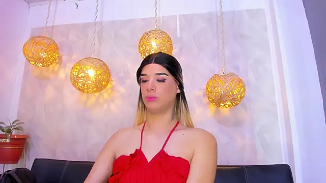 victoria aleia  online show from January 9, 9:37 pm