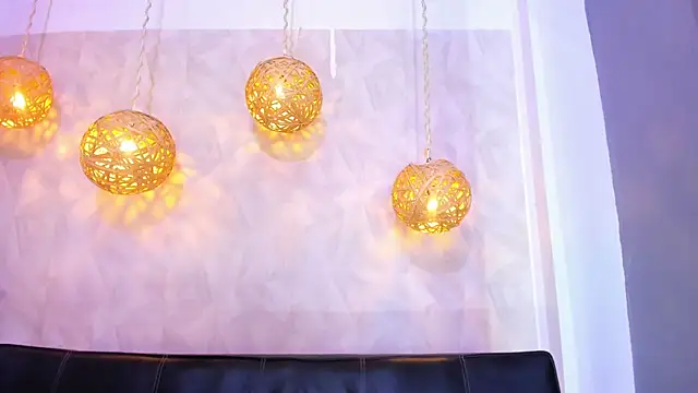 victoria aleia  online show from January 11, 10:18 pm