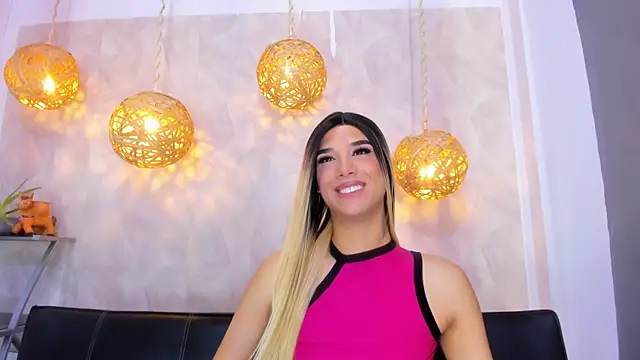 victoria aleia  online show from January 28, 11:17 pm