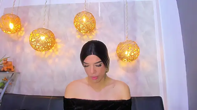 victoria aleia  online show from January 31, 8:01 pm