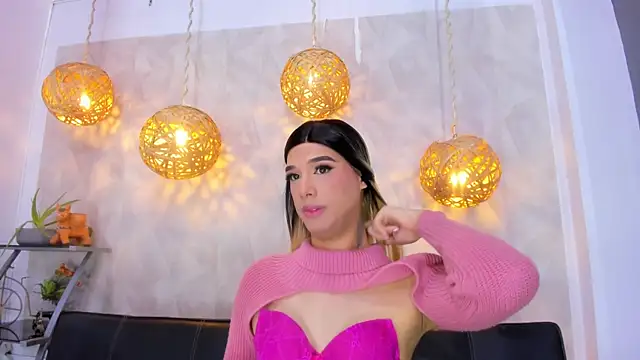 victoria aleia  online show from February 12, 8:18 pm