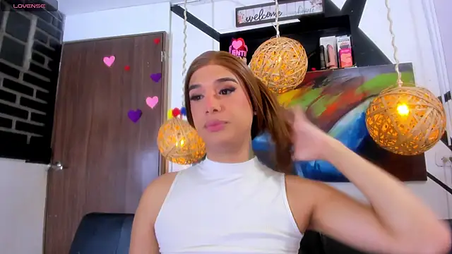 Snapshot of victoria_aleia_ chatting on June 19, 10:13 pm victoria aleia online show from June 19, 10:13 pm