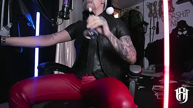 allanhurtss online show from December 24, 3:37 pm