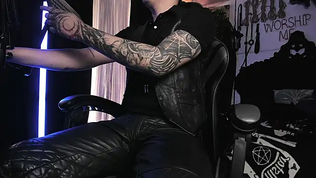 allanhurtss online show from February 19, 6:10 pm