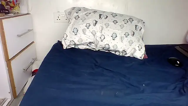 Precious Diva online show from February 18, 12:45 pm