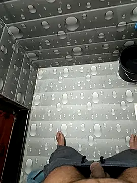 Snapshot of fullyhardy chatting on November 6, 5:36 pm fullyhardy online show from November 6, 5:36 pm