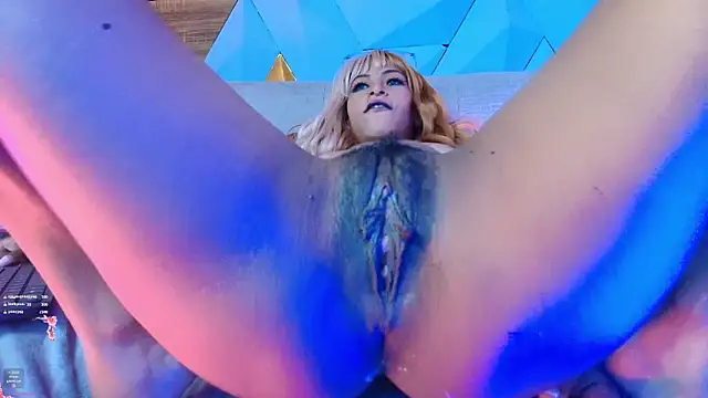 Snapshot of sarah_banks1 chatting on March 12, 1:47 am sarah banks1 online show from March 12, 1:47 am