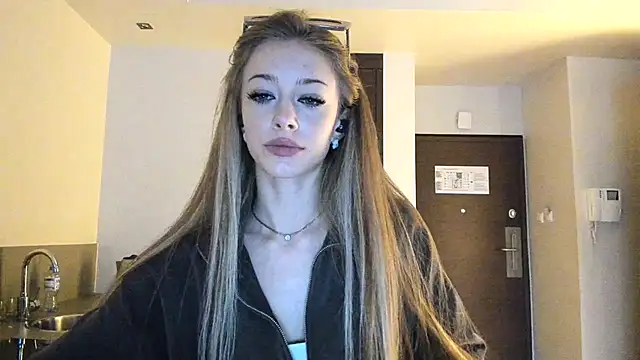 BARBIE 22888 online show from March 30, 4:52 pm