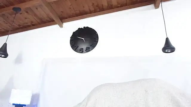 Snapshot of BIGZEHUZ chatting on February 7, 11:34 am BIGZEHUZ online show from February 7, 11:34 am