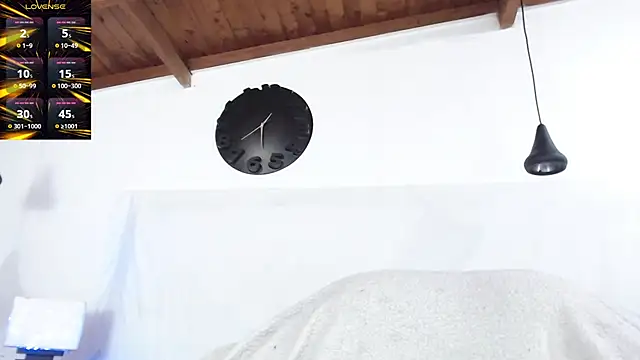 Snapshot of BIGZEHUZ chatting on February 20, 7:23 am BIGZEHUZ online show from February 20, 7:23 am