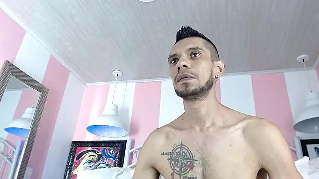 Snapshot of BIGZEHUZ chatting on March 11, 1:34 pm BIGZEHUZ online show from March 11, 1:34 pm