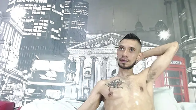 Snapshot of BIGZEHUZ chatting on March 20, 9:46 pm BIGZEHUZ online show from March 20, 9:46 pm