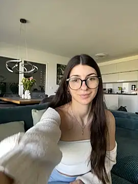 Wildberry  online show from April 18, 9:02 am