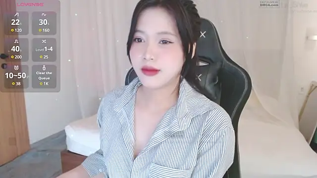 Lin SiYee online show from January 12, 9:51 am