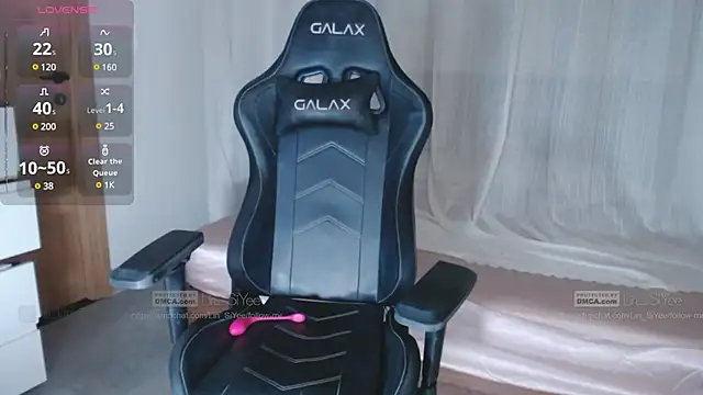 Lin SiYee online show from February 22, 3:03 pm