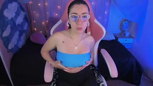 Fernanda   online show from February 1, 6:10 am