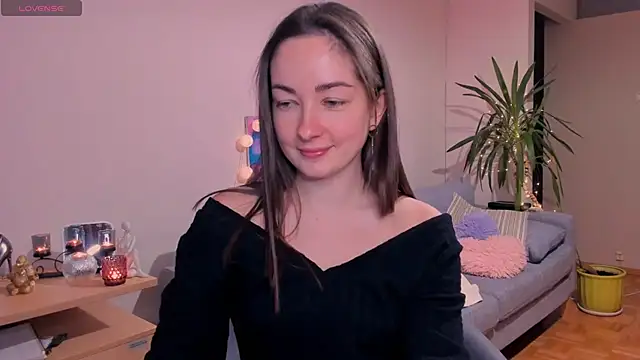 cClandesTina online show from December 8, 2:41 pm