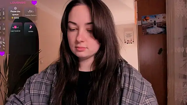 cClandesTina online show from February 5, 8:46 pm