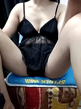 Haralushiaaa online show from April 4, 7:50 am