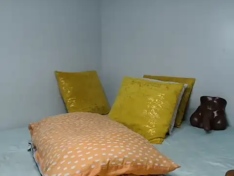 glam mish online show from April 21, 11:07 pm