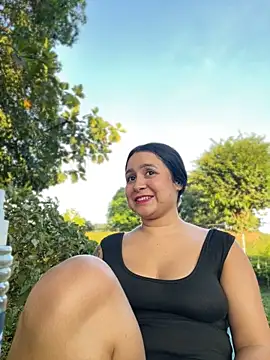 Snapshot of Pretty_Isadora chatting on December 2, 10:01 pm Pretty Isadora online show from December 2, 10:01 pm