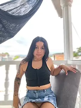 Snapshot of Pretty_Isadora chatting on December 24, 5:02 pm Pretty Isadora online show from December 24, 5:02 pm