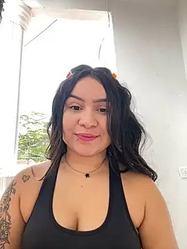 Snapshot of Pretty_Isadora chatting on December 30, 6:05 pm Pretty Isadora online show from December 30, 6:05 pm