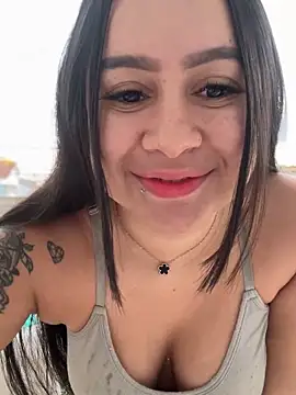 Snapshot of Pretty_Isadora chatting on September 28, 11:15 am Pretty Isadora online show from September 28, 11:15 am