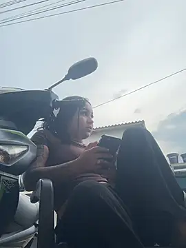 Pretty Isadora online show from April 21, 9:39 pm