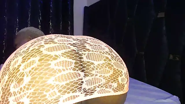 Badgirl-riri7 online show from March 1, 6:13 am