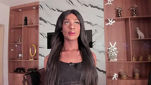 Snapshot of Vero_Lodge chatting on December 8, 9:41 pm Vero Lodge online show from December 8, 9:41 pm