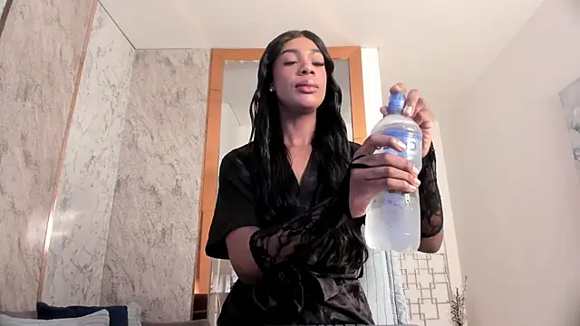 Snapshot of Vero_Lodge chatting on March 11, 12:39 pm Vero Lodge online show from March 11, 12:39 pm