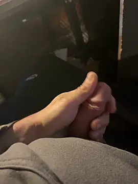 joeycbigcock online show from December 2, 5:37 pm