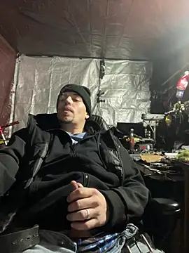 joeycbigcock online show from February 3, 1:52 am