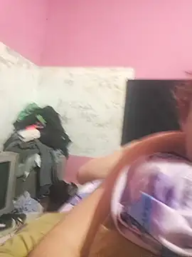 Snapshot of Samantabrown_ chatting on February 15, 9:59 pm Samantabrown online show from February 15, 9:59 pm